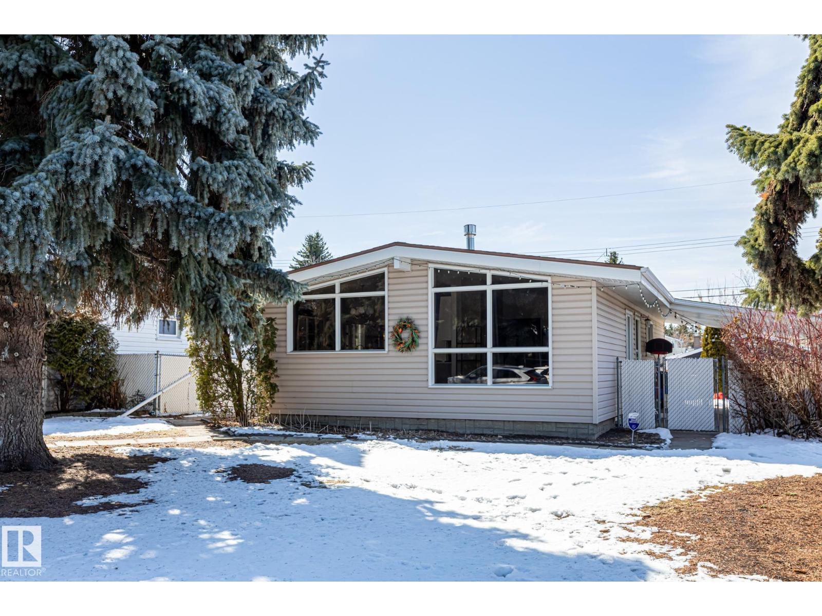 6511 103 AV NW, edmonton, Alberta