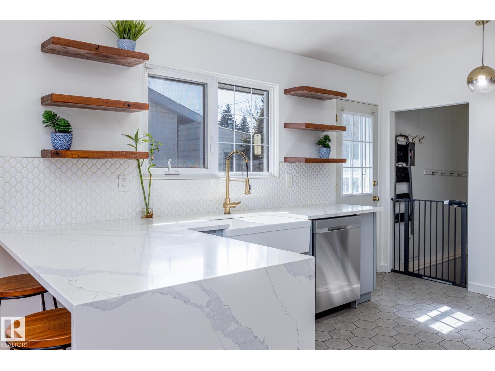 6511 103 Av Nw, Edmonton, Alberta  T6A 0T7 - Photo 10 - E4478989