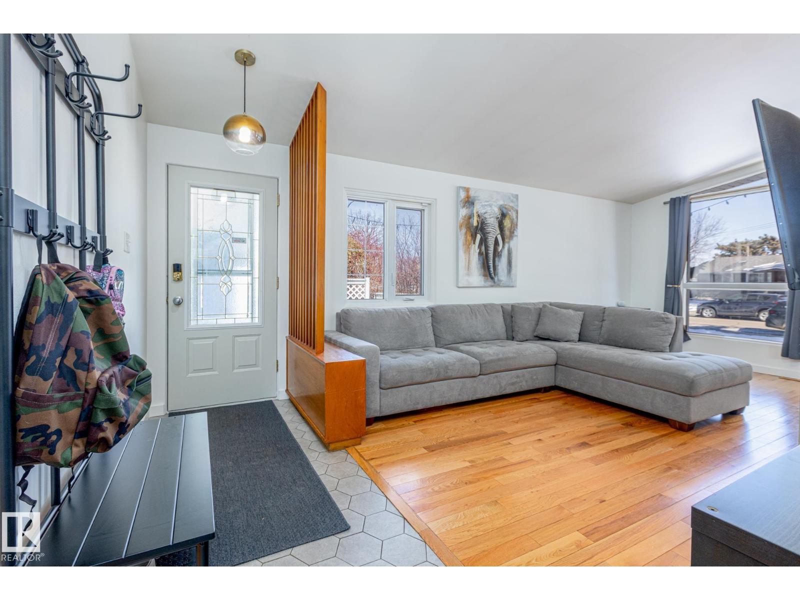 6511 103 Av Nw, Edmonton, Alberta  T6A 0T7 - Photo 2 - E4478989