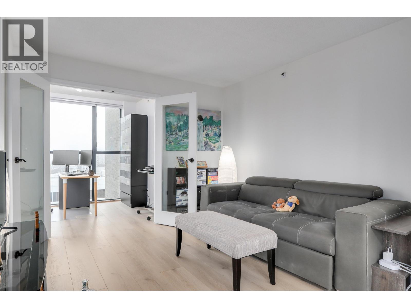 810 1268 W Broadway, Vancouver, British Columbia  V6H 1G6 - Photo 3 - R3103221