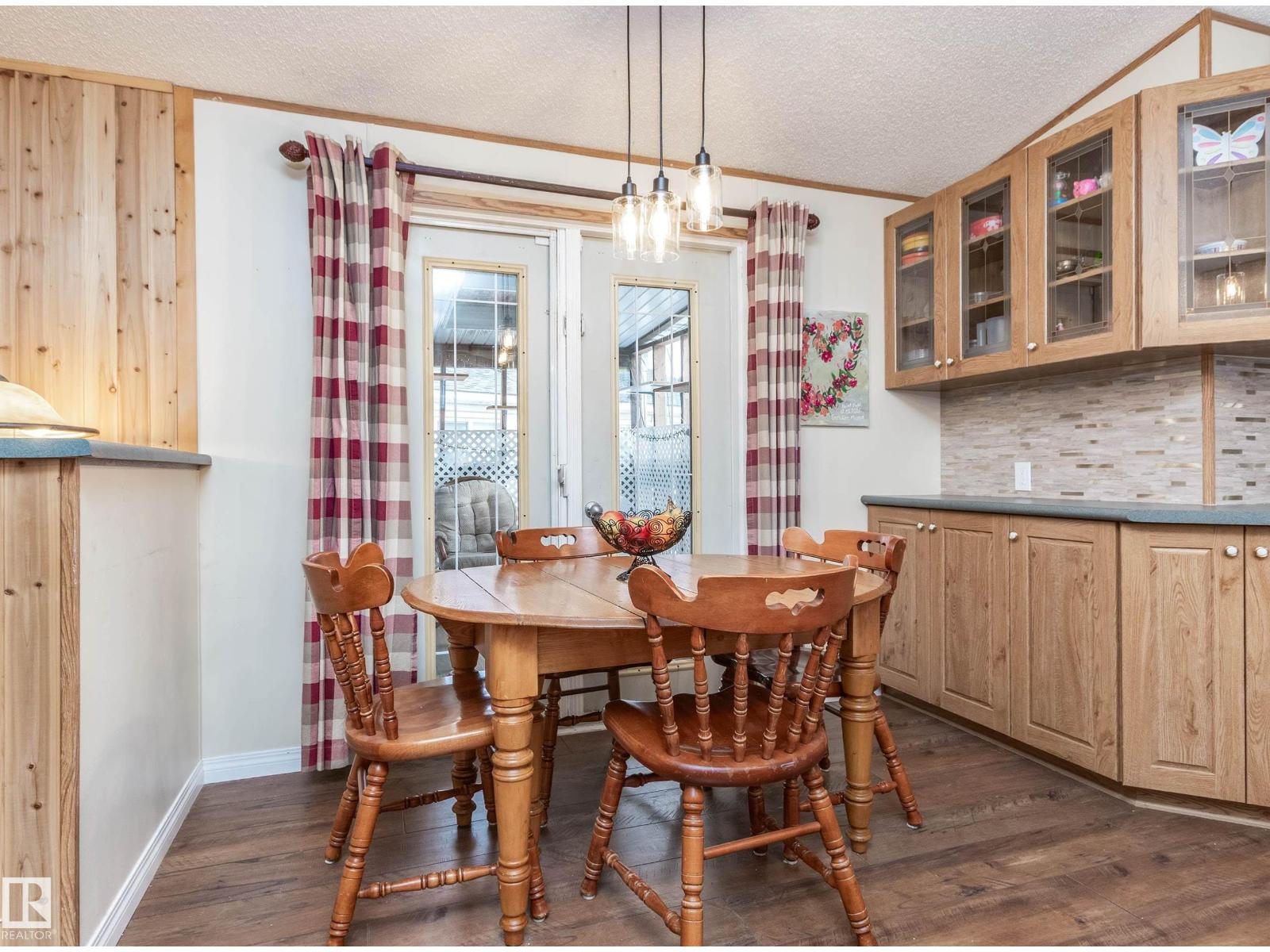 924 Jubilee Cl, Sherwood Park, Alberta  T8H 2G3 - Photo 6 - E4478992