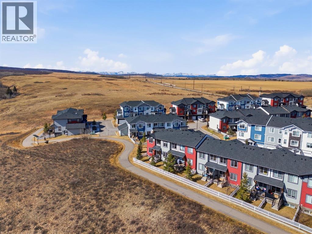 1208 Jumping Pound Common, Cochrane, Alberta  T4C 2L1 - Photo 38 - A2294424