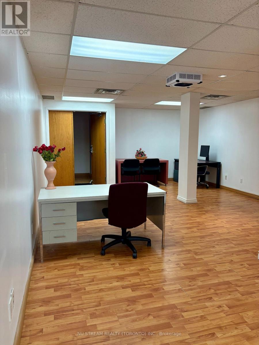 302 - 100 Front Street E, Toronto, Ontario  M5A 1E1 - Photo 5 - C12555536