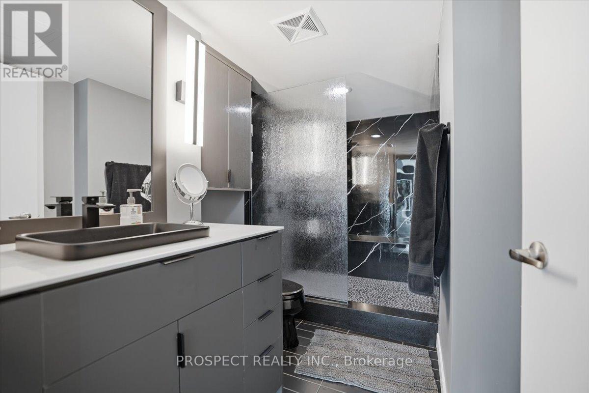 155 Legion Rd N 2309 Road, Toronto, Ontario  M8Y 0A7 - Photo 12 - W12920396