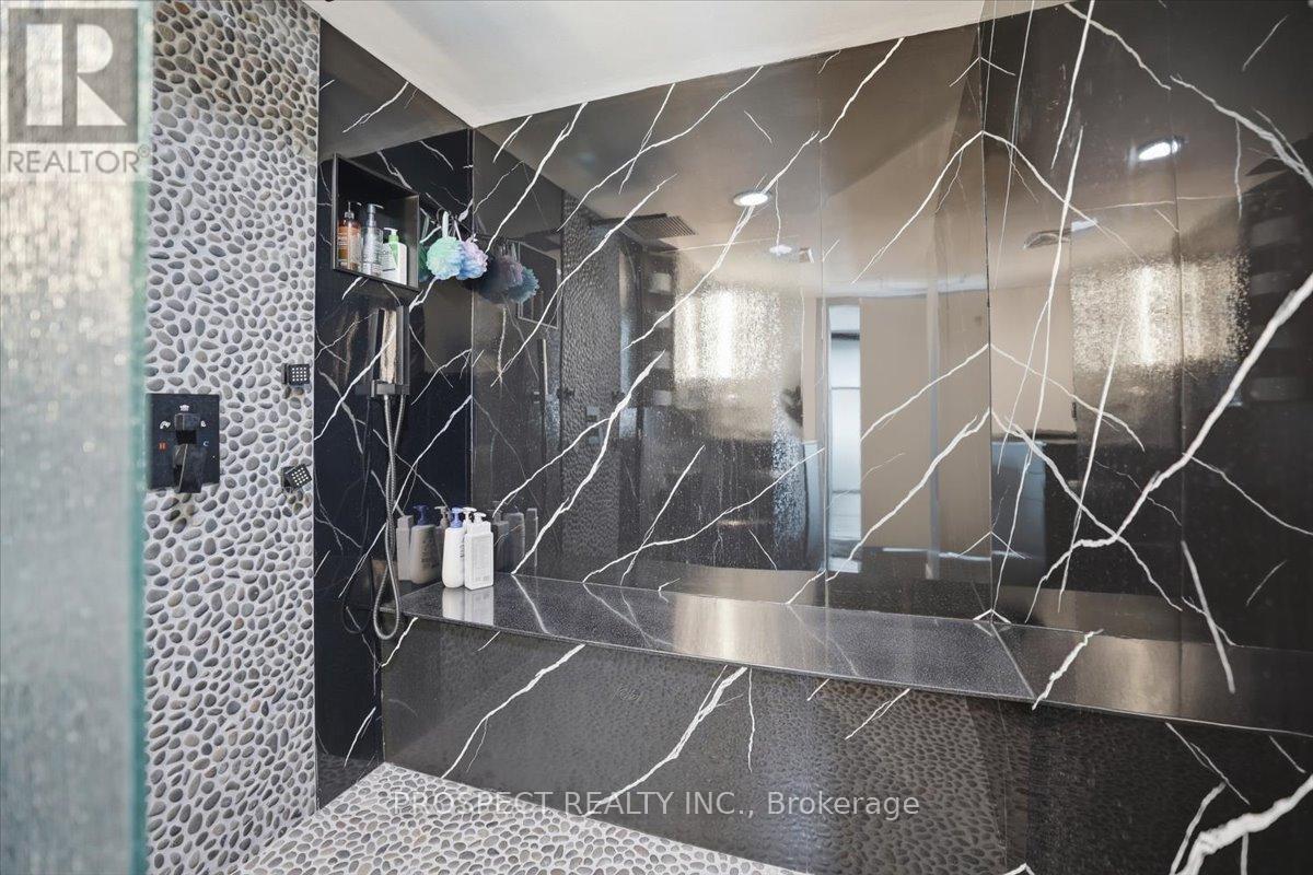 155 Legion Rd N 2309 Road, Toronto, Ontario  M8Y 0A7 - Photo 13 - W12920396