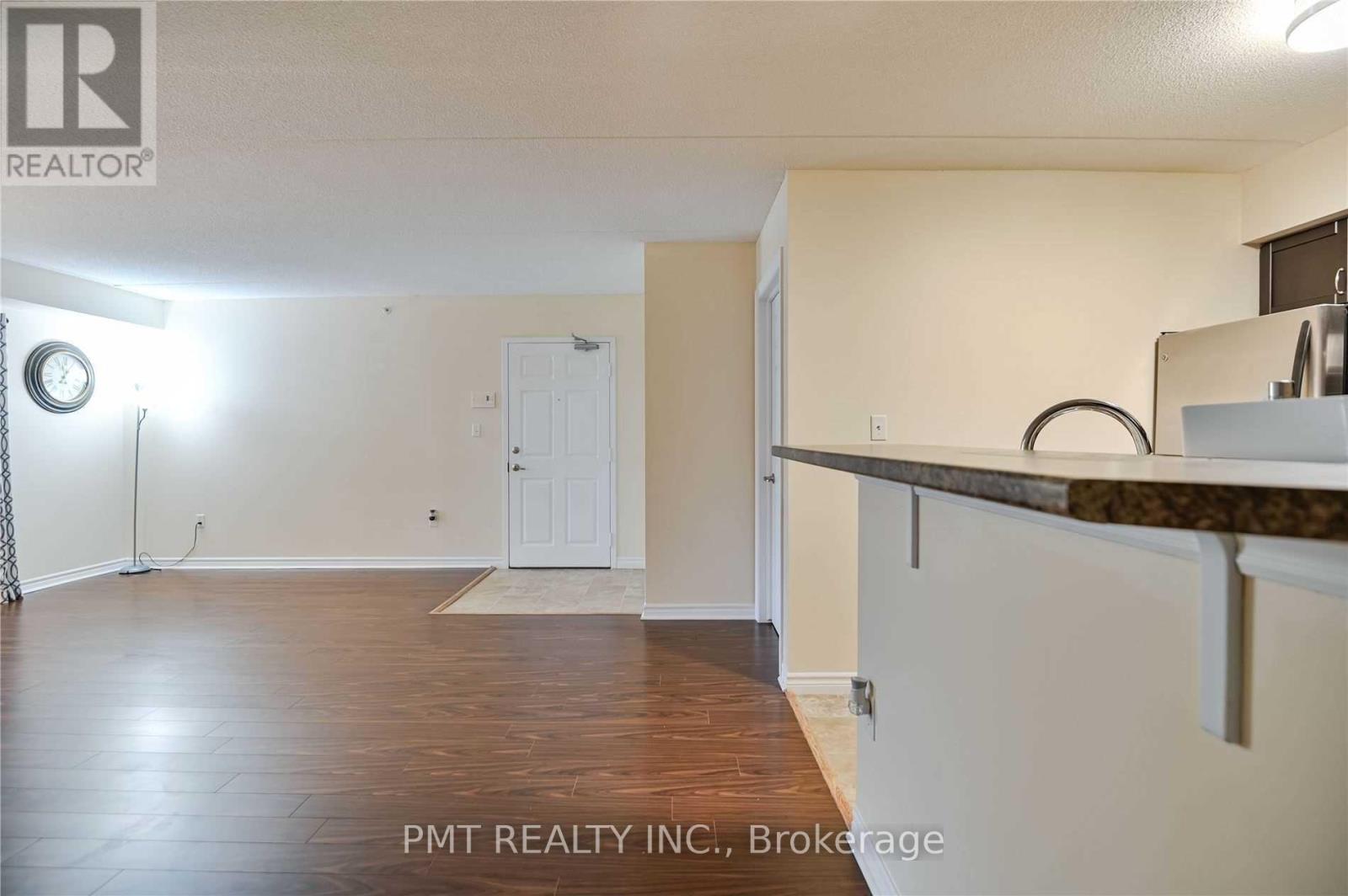 206 - 1370 Main Street E, Milton, Ontario  L9T 7S8 - Photo 10 - W12920408