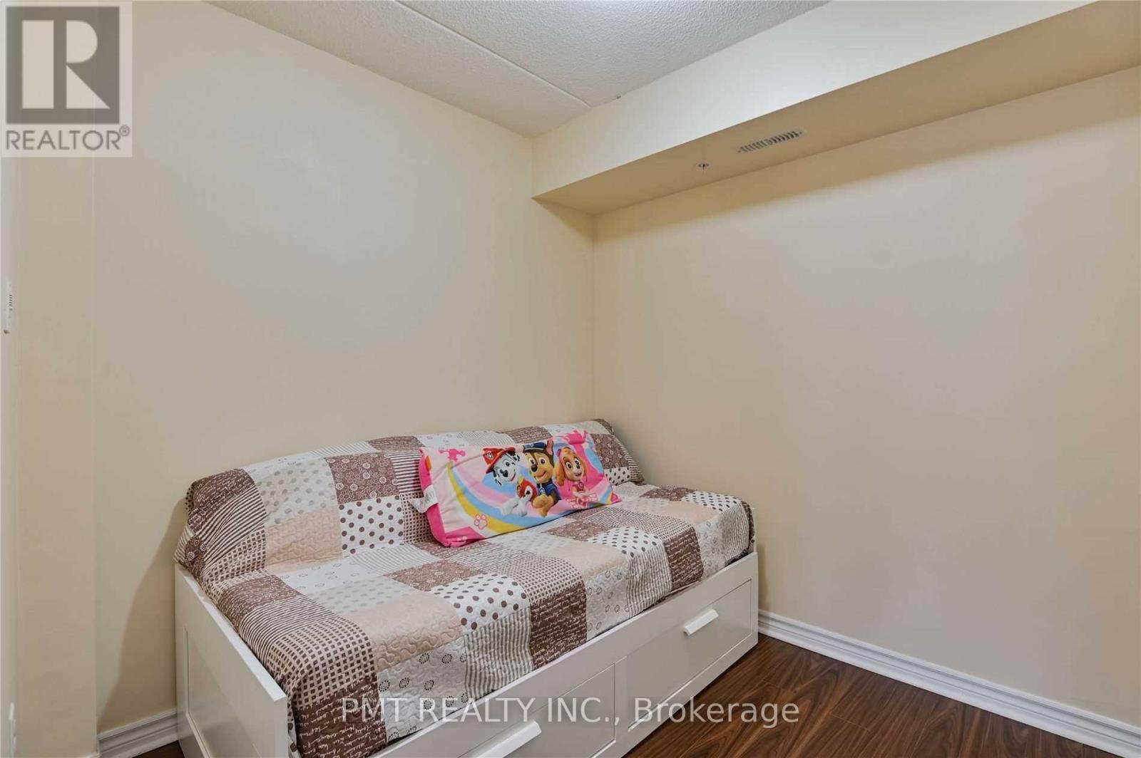 206 - 1370 Main Street E, Milton, Ontario  L9T 7S8 - Photo 18 - W12920408