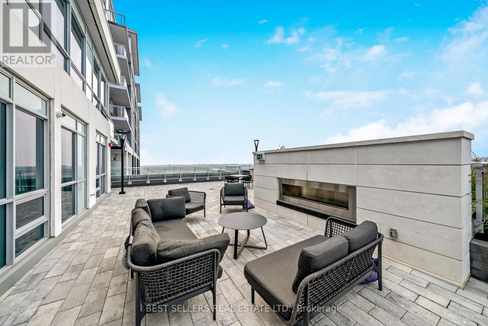 218 - 1050 Main Street E, Milton, Ontario  L9T 6H7 - Photo 14 - W12920428