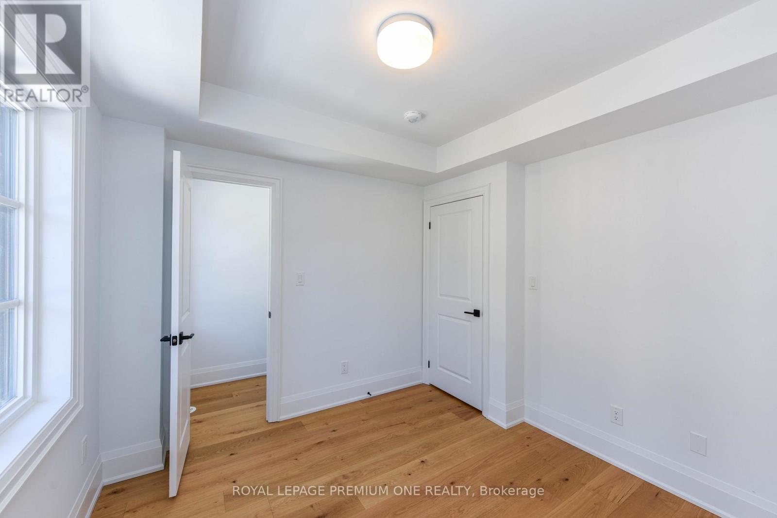 136 - 35 Lunar Crescent, Mississauga, Ontario  L5M 2R6 - Photo 18 - W12920434