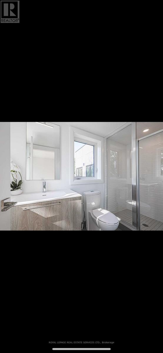 23 - 28 Marina Avenue, Toronto, Ontario  M8W 1K3 - Photo 14 - W12920478