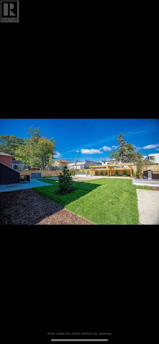 23 - 28 Marina Avenue, Toronto, Ontario  M8W 1K3 - Photo 20 - W12920478