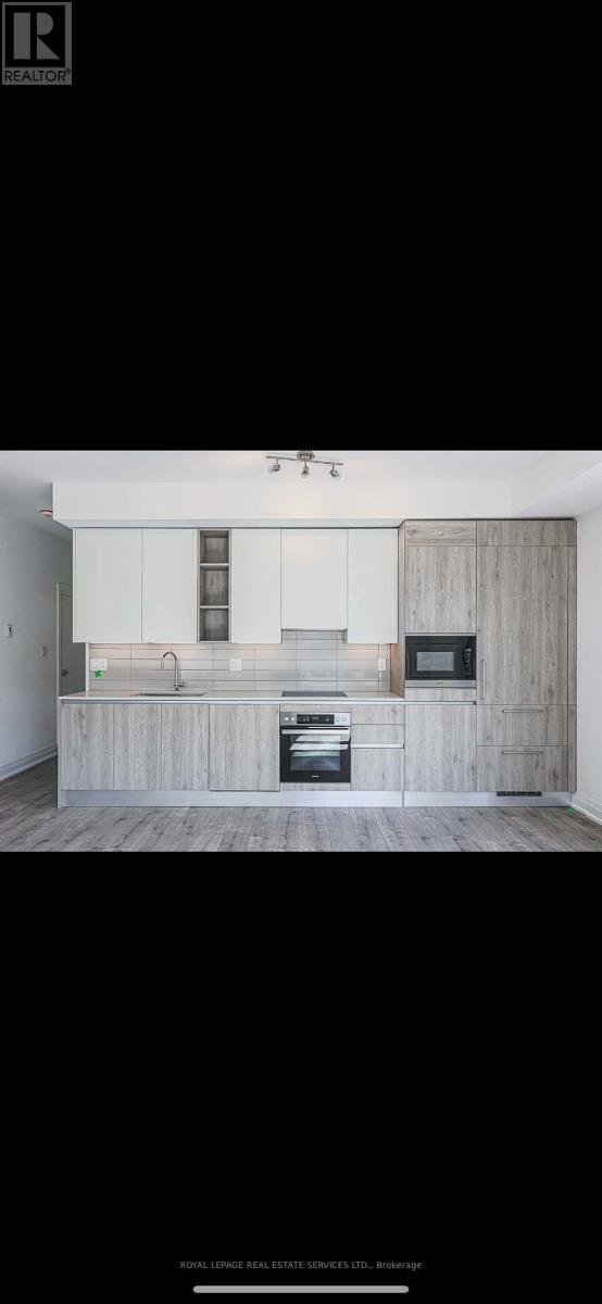 23 - 28 Marina Avenue, Toronto, Ontario  M8W 1K3 - Photo 5 - W12920478