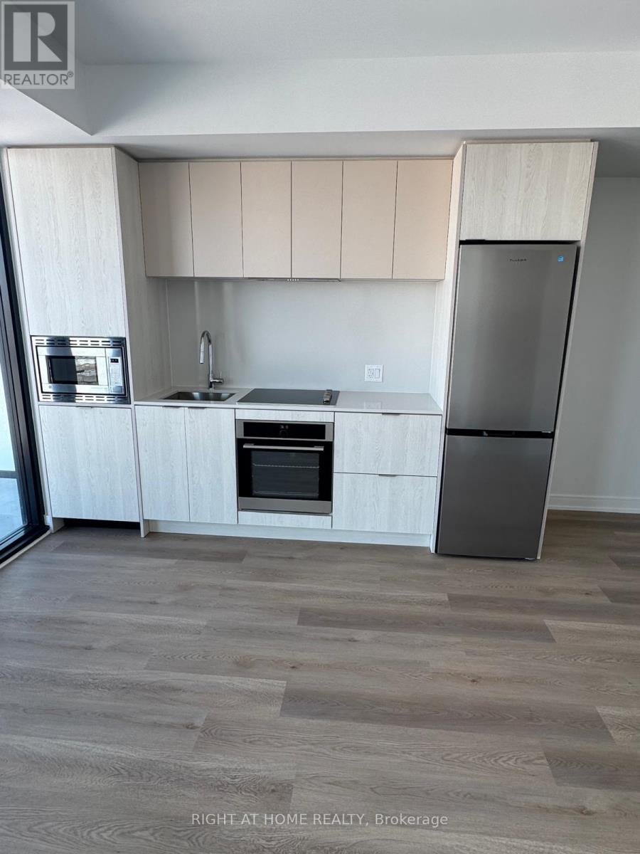 1401 - 3009 Novar Road N, Mississauga, Ontario  L5B 0P9 - Photo 14 - W12920496