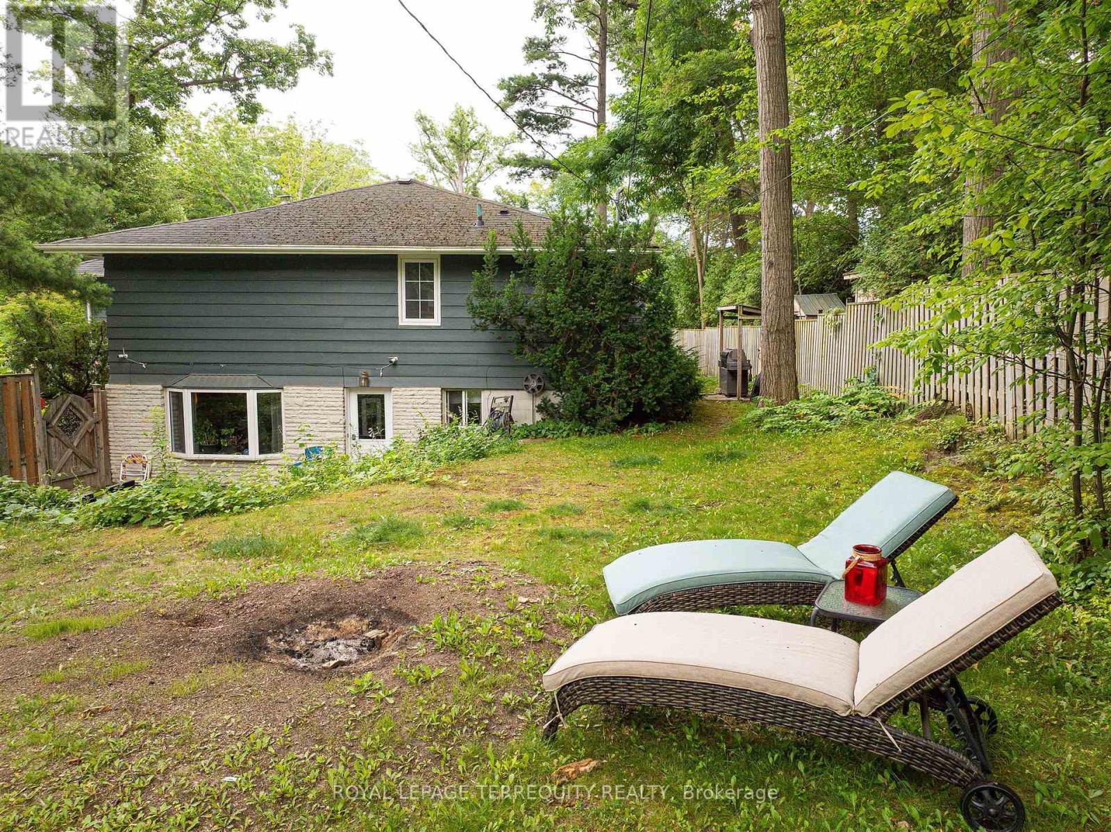 1412 Glenwood Drive, Mississauga (Mineola), Ontario  L5G 2X1 - Photo 32 - W12747926