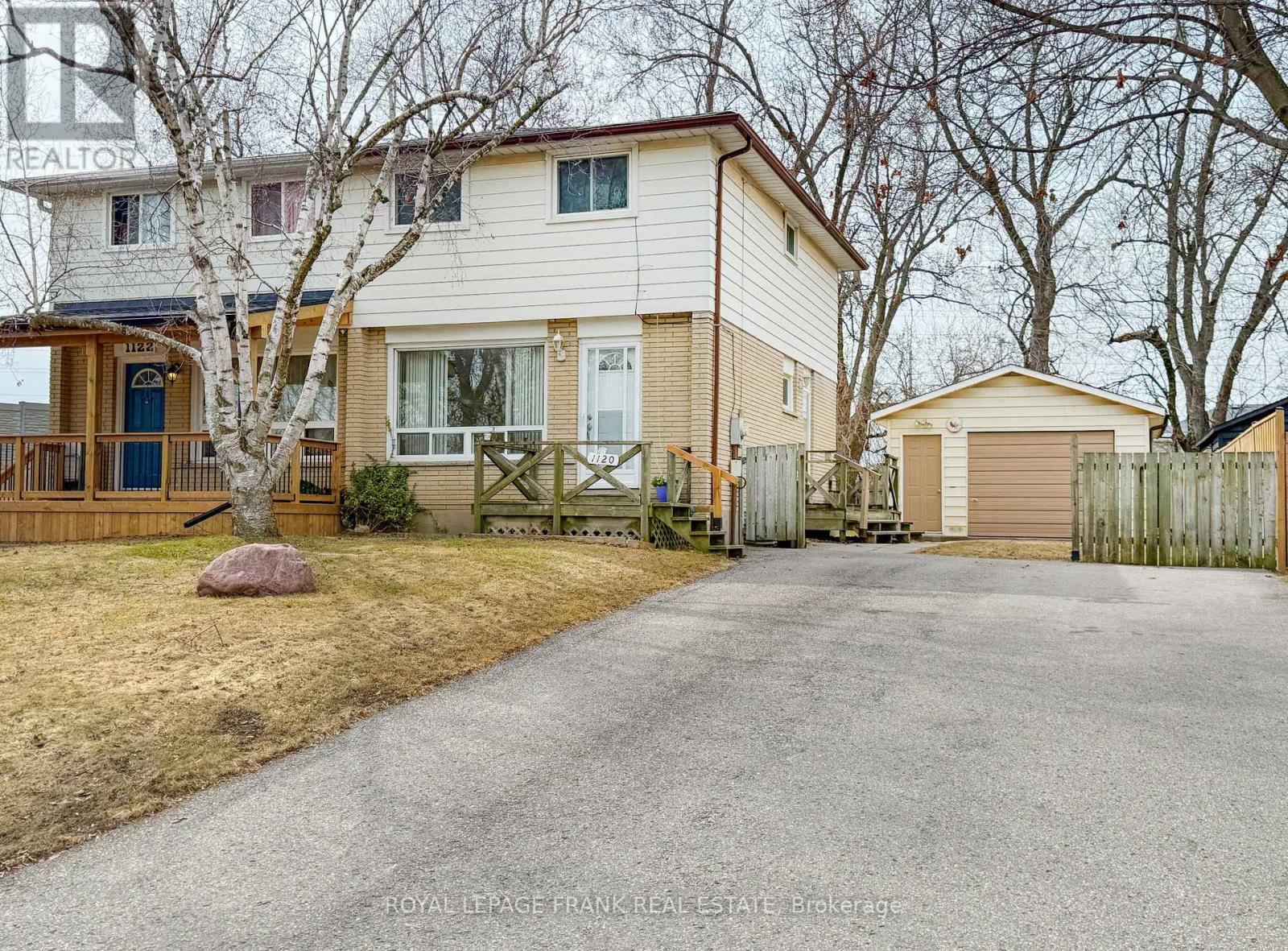 1120 KING STREET, Whitby, Ontario