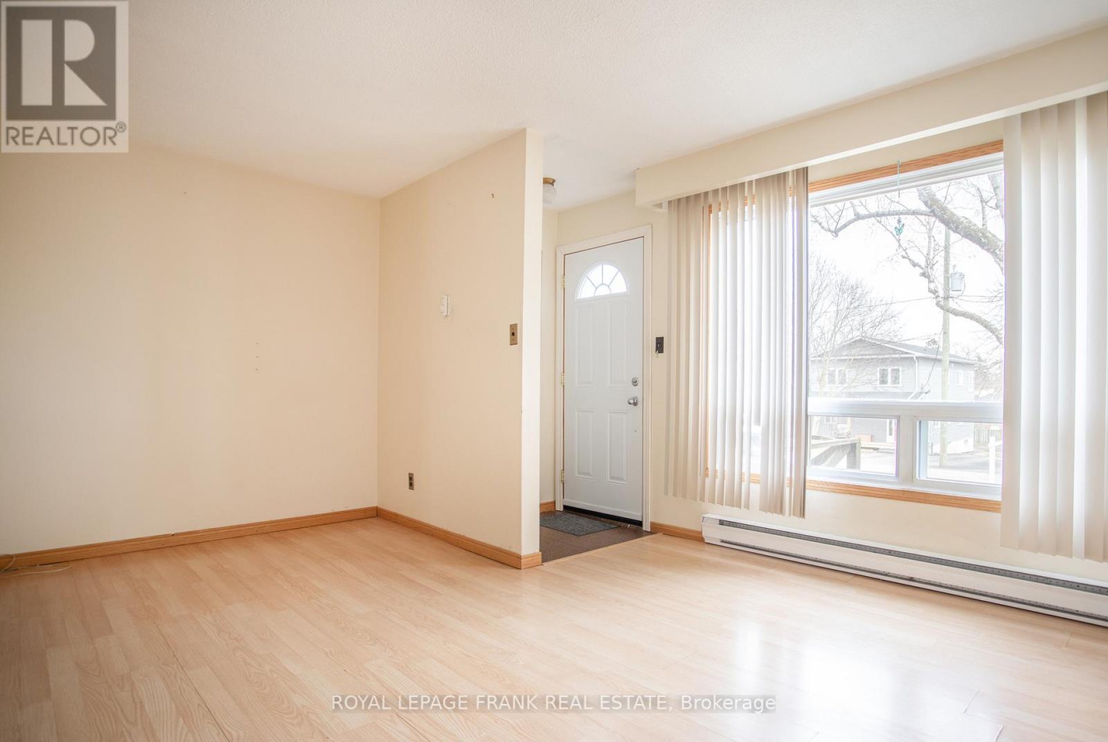 1120 King Street, Whitby, Ontario  L1N 5A8 - Photo 3 - E12920724