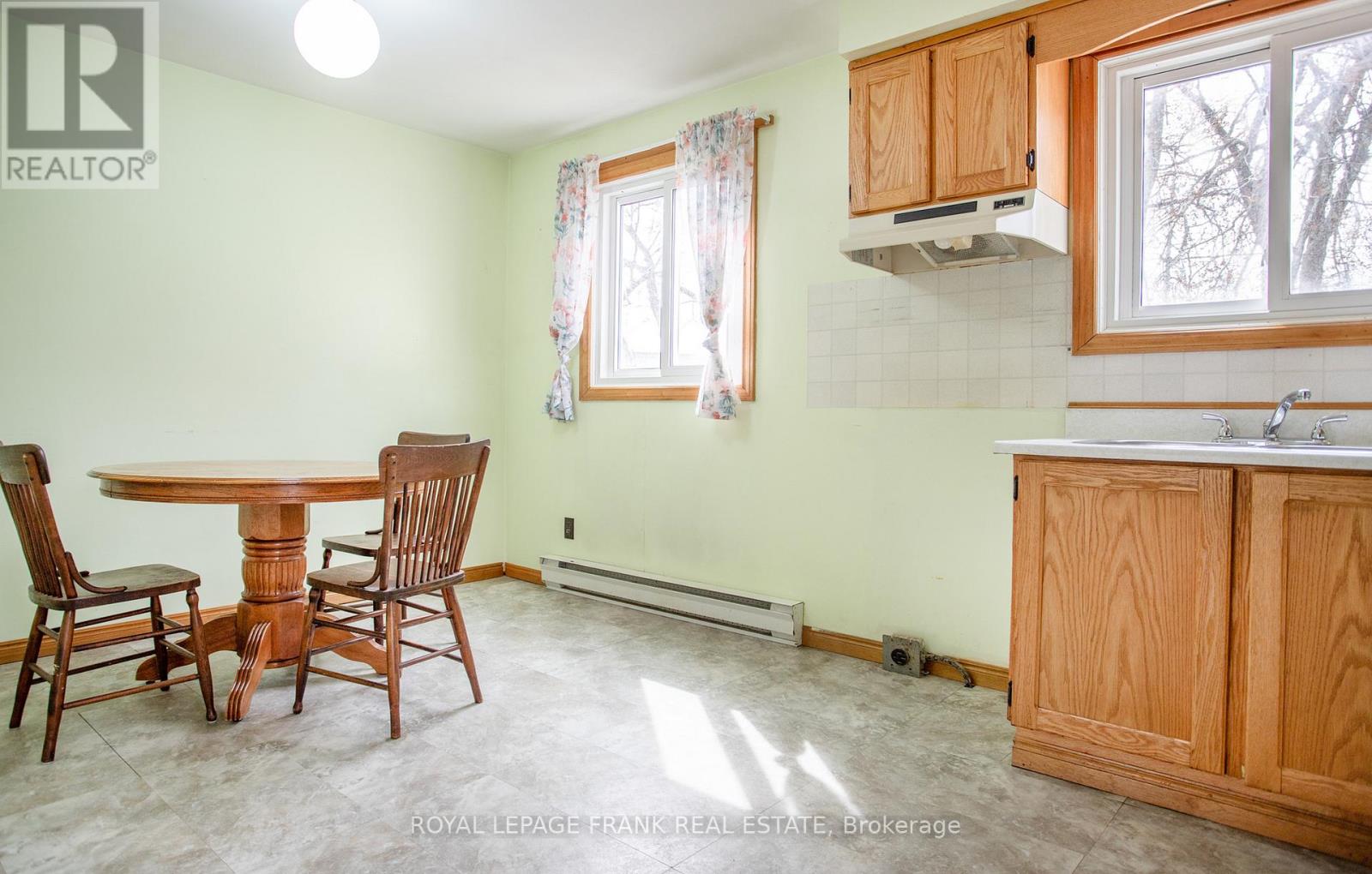 1120 King Street, Whitby, Ontario  L1N 5A8 - Photo 9 - E12920724