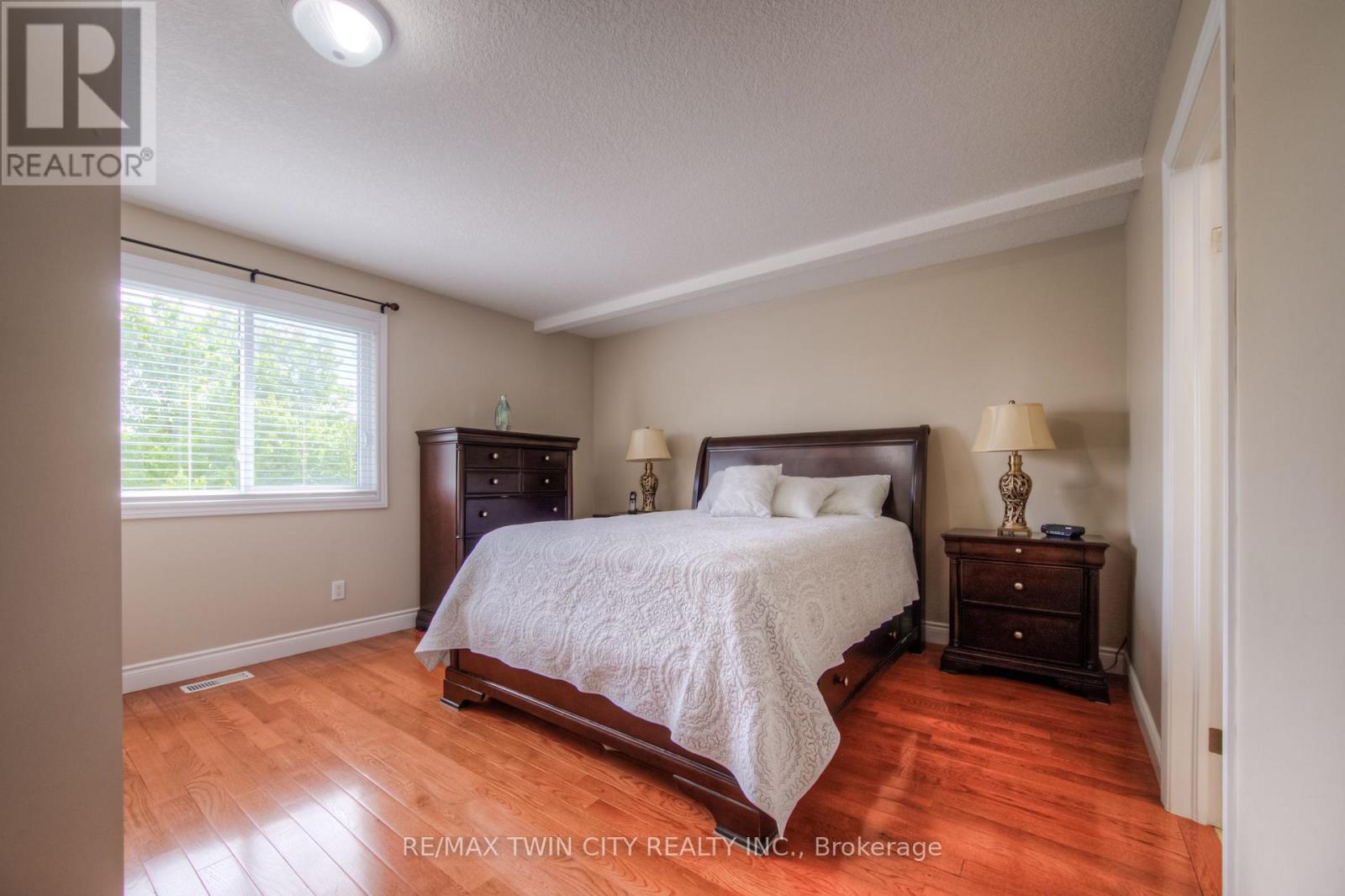 504 Wood Nettle Way, Waterloo, Ontario  N2V 2Y1 - Photo 21 - X12920376