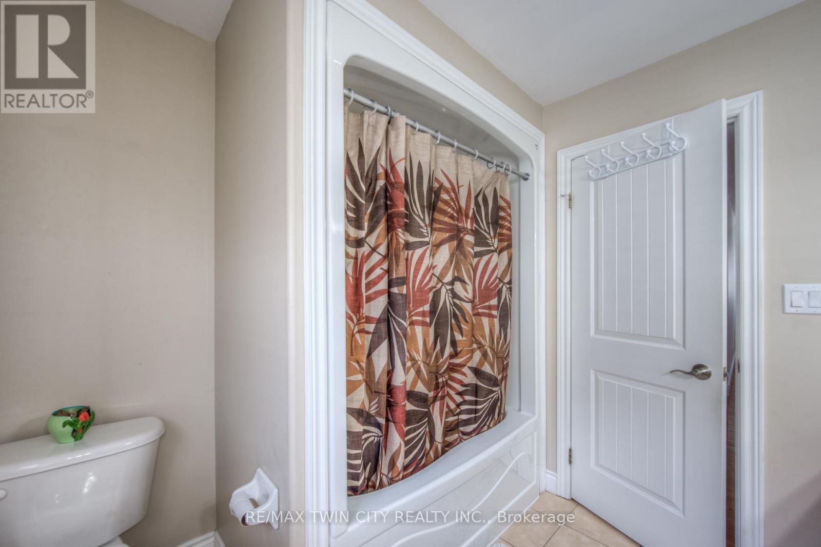 504 Wood Nettle Way, Waterloo, Ontario  N2V 2Y1 - Photo 30 - X12920376