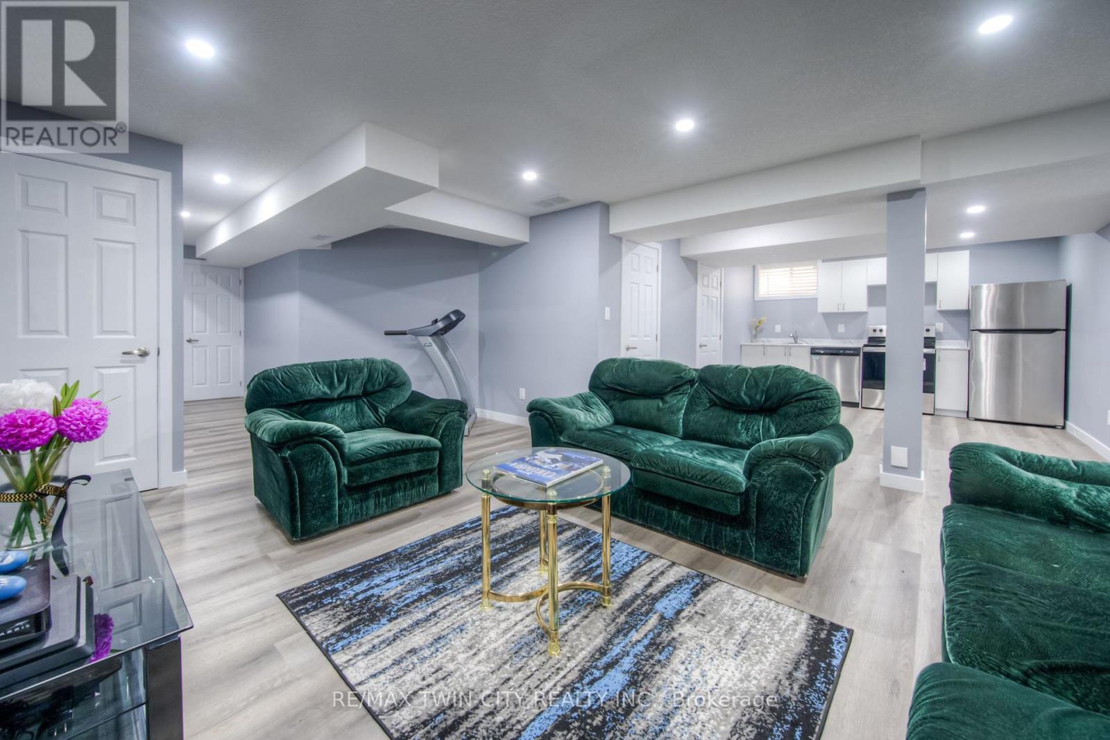 504 Wood Nettle Way, Waterloo, Ontario  N2V 2Y1 - Photo 33 - X12920376