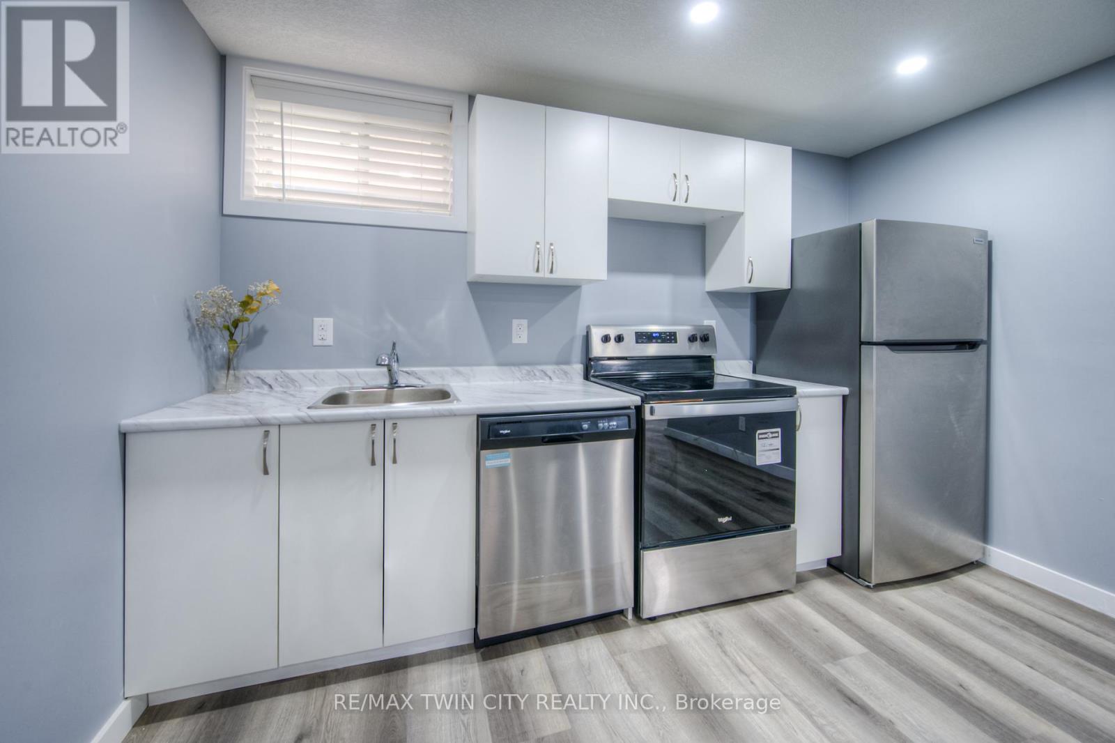 504 Wood Nettle Way, Waterloo, Ontario  N2V 2Y1 - Photo 34 - X12920376