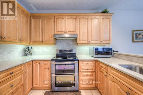 504 Wood Nettle Way, Waterloo, Ontario  N2V 2Y1 - Photo 8 - X12920376