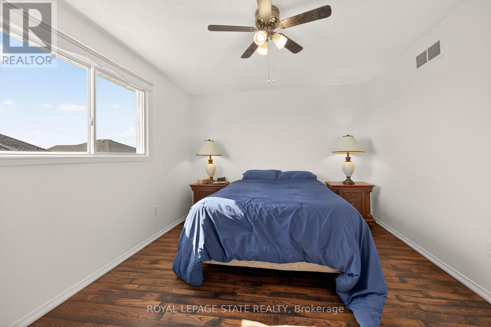 110 Jacqueline Boulevard, Hamilton, Ontario  L9B 2R2 - Photo 26 - X12920384