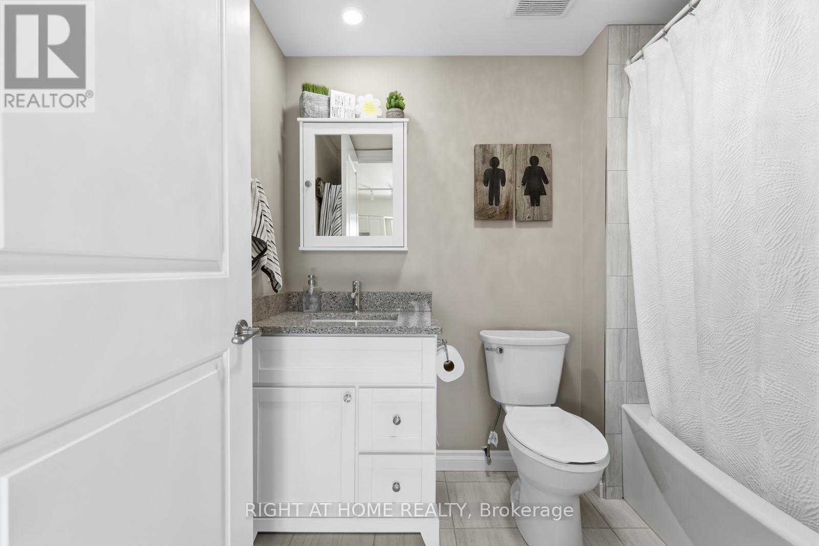 25 King Street, Kawartha Lakes, Ontario  K9V 1C4 - Photo 12 - X12920388