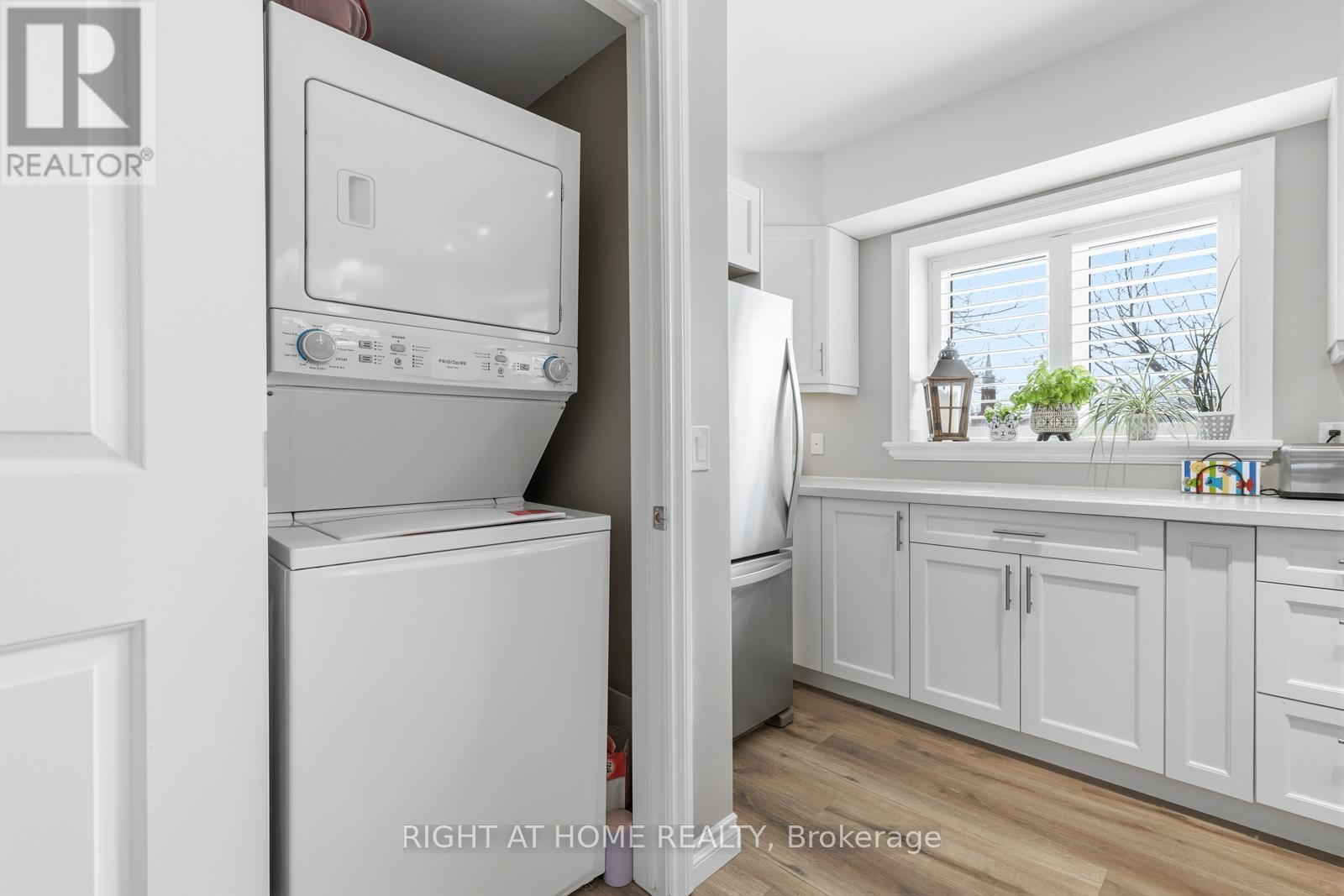 25 King Street, Kawartha Lakes, Ontario  K9V 1C4 - Photo 18 - X12920388