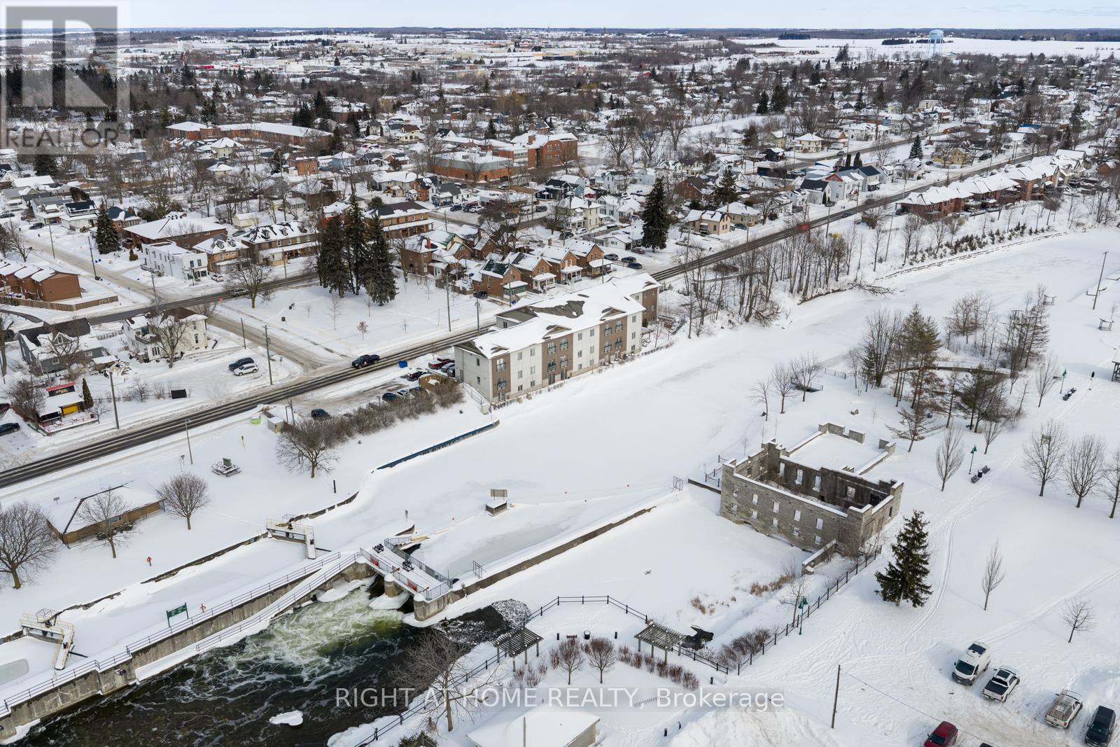 25 King Street, Kawartha Lakes, Ontario  K9V 1C4 - Photo 22 - X12920388