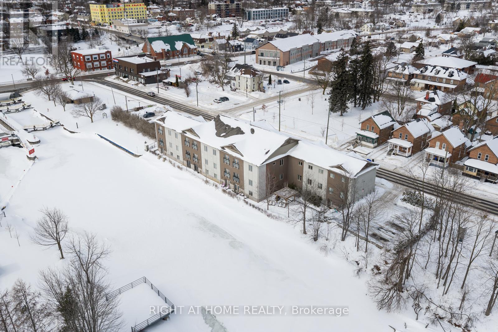 25 King Street, Kawartha Lakes, Ontario  K9V 1C4 - Photo 24 - X12920388