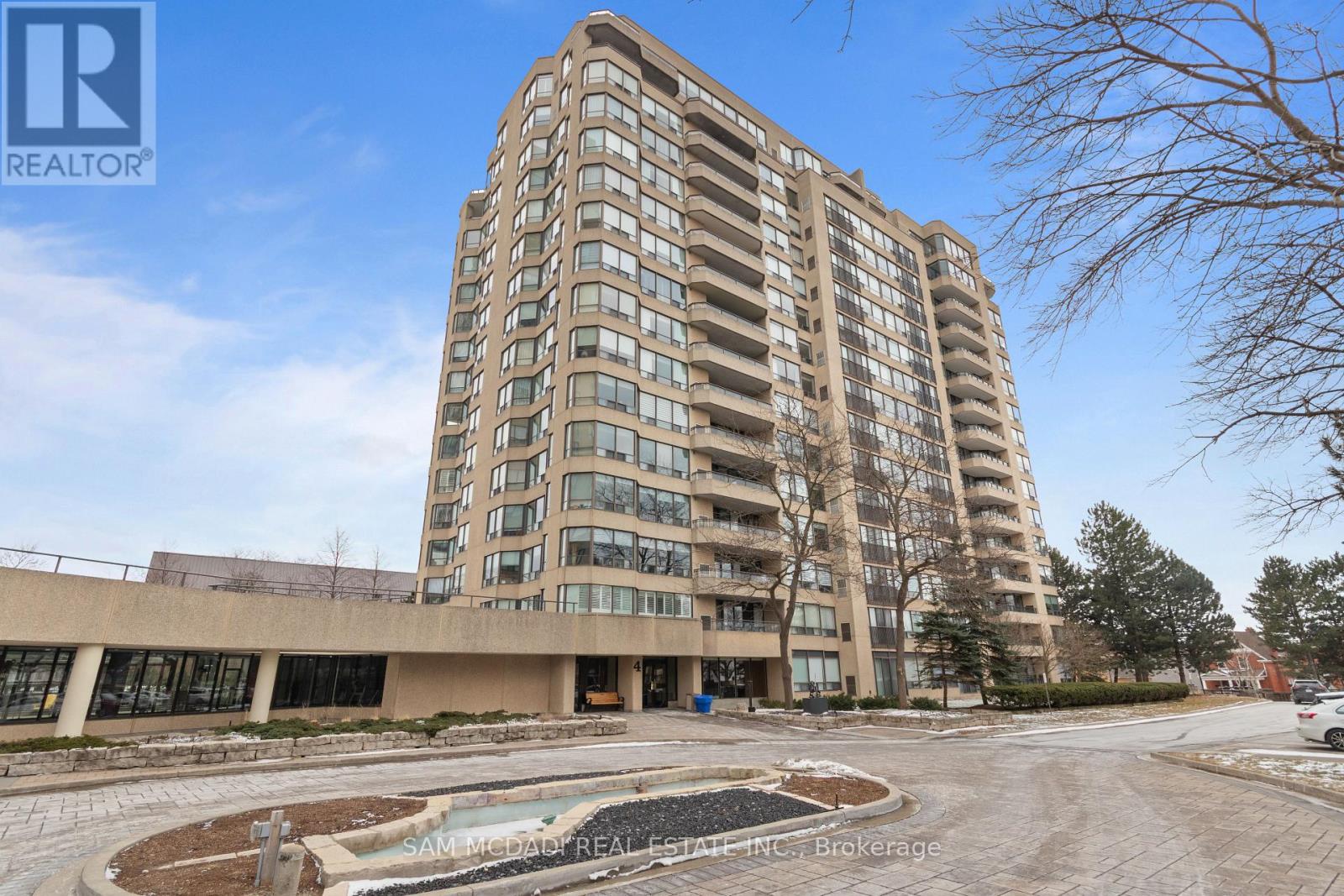 807 - 4 WILLOW STREET, Waterloo, Ontario