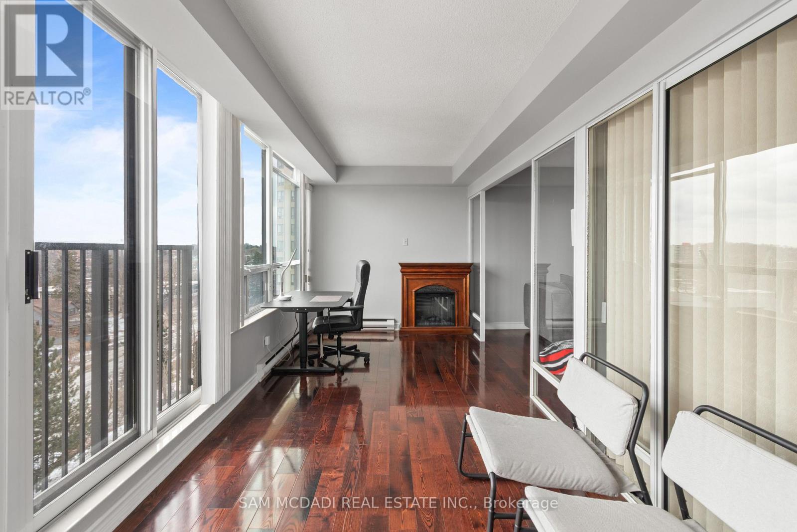 807 - 4 Willow Street, Waterloo, Ontario  N2J 1V5 - Photo 17 - X12920412