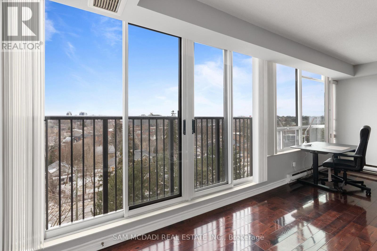 807 - 4 Willow Street, Waterloo, Ontario  N2J 1V5 - Photo 18 - X12920412