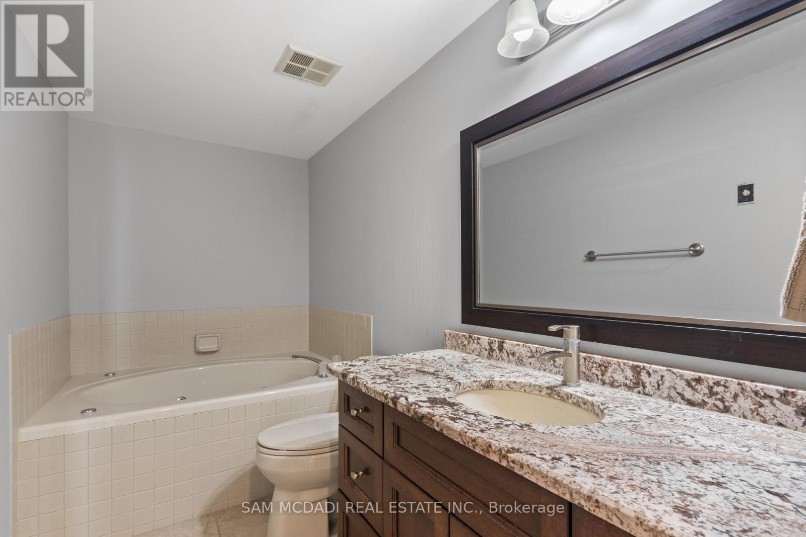 807 - 4 Willow Street, Waterloo, Ontario  N2J 1V5 - Photo 24 - X12920412