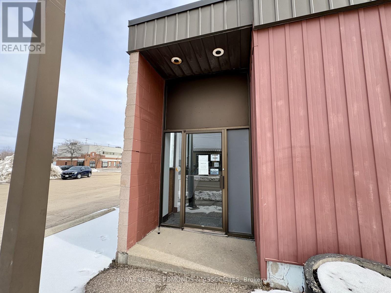 A,b - 270 Lake Street, Pembroke, Ontario  K8A 7Y9 - Photo 24 - X12445715