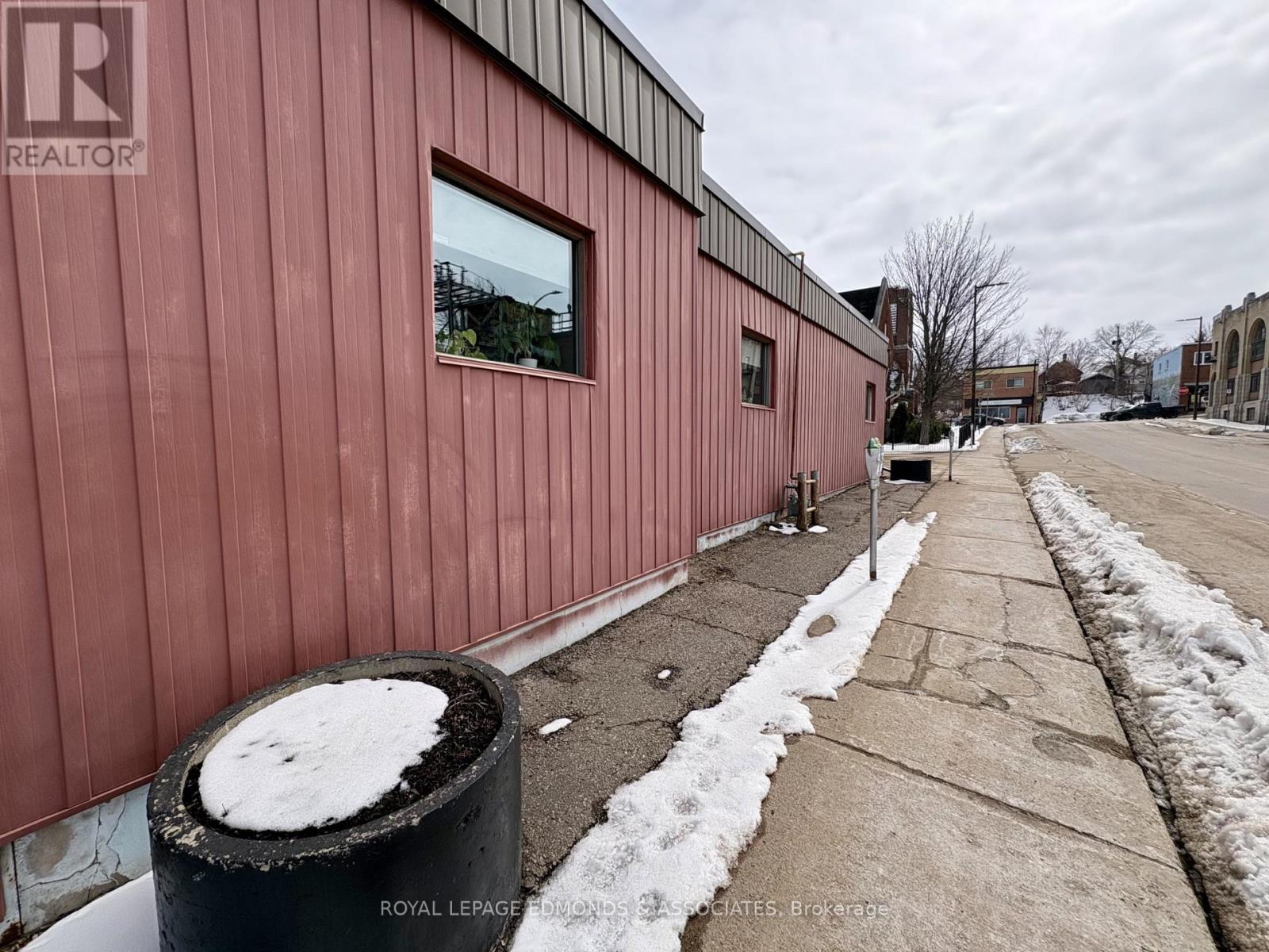 A,b - 270 Lake Street, Pembroke, Ontario  K8A 7Y9 - Photo 25 - X12445715