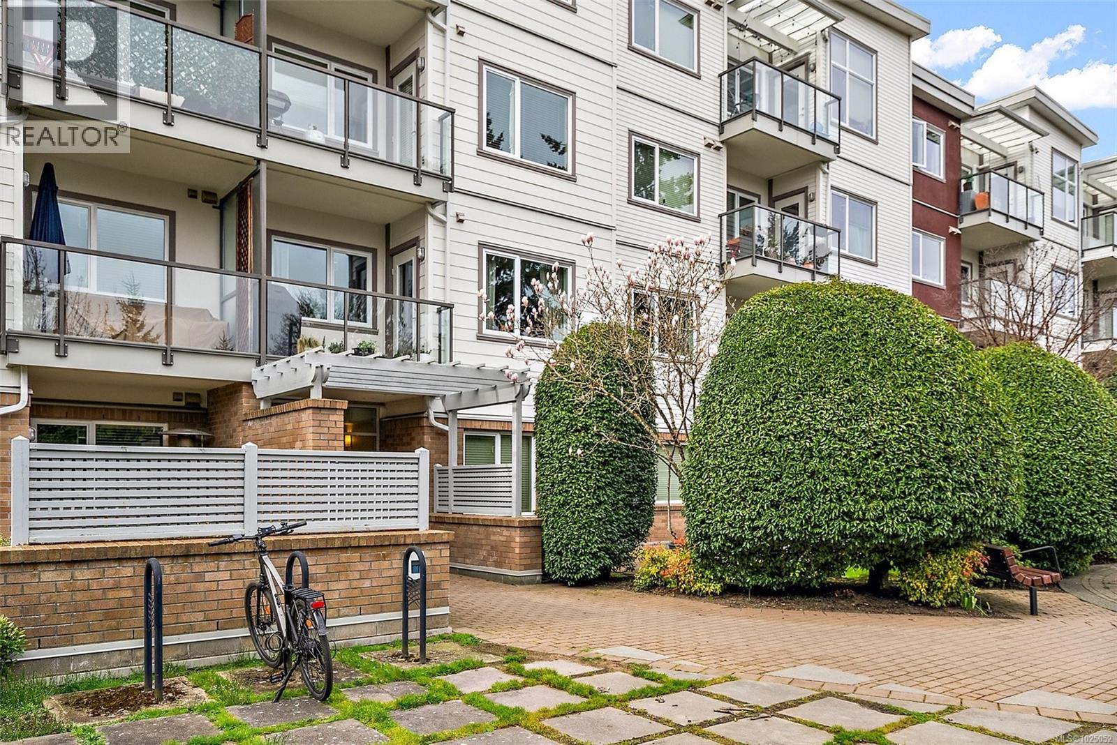 404 4394 West Saanich Rd, Saanich, British Columbia V8Z 0B5 - Photo 47 - 1025052