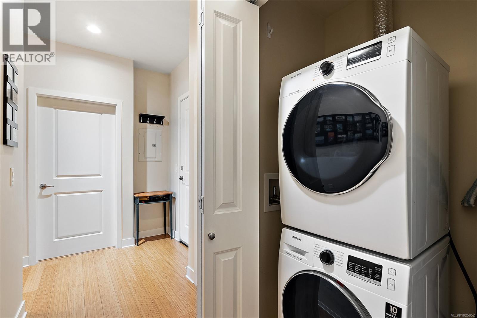 404 4394 West Saanich Rd, Saanich, British Columbia V8Z 0B5 - Photo 35 - 1025052