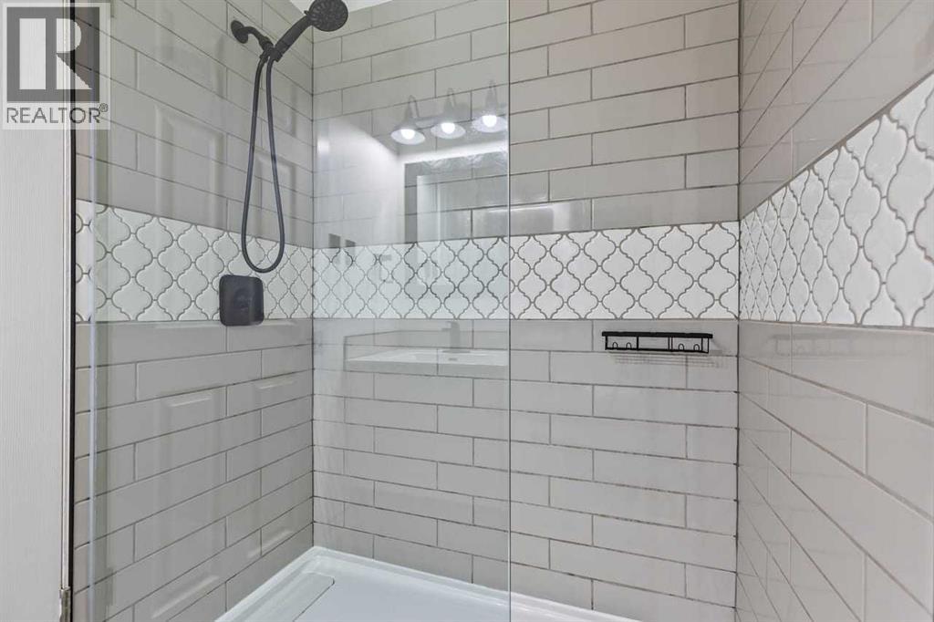 412 33 Avenue Ne, Calgary, Alberta  T2E 2J1 - Photo 11 - A2292963