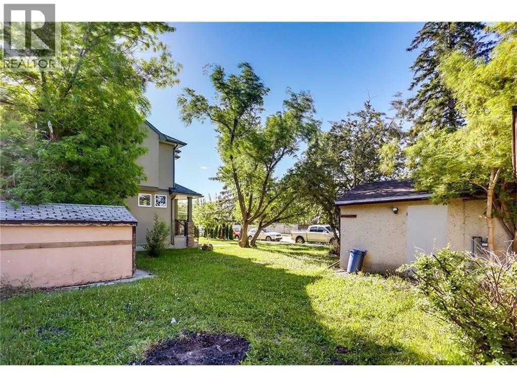 102 18 Street NW, Calgary, Alberta  T2N 2G3 - Photo 3 - A2296221