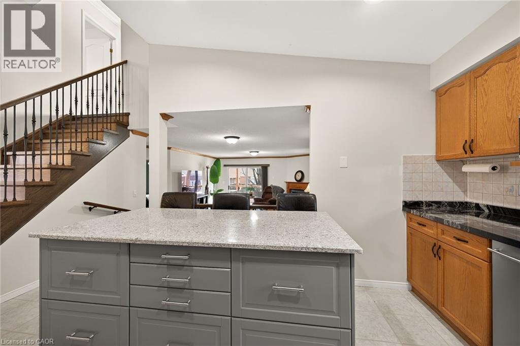 110 Jacqueline Boulevard, Hamilton, Ontario  L9B 2R2 - Photo 15 - 40814948