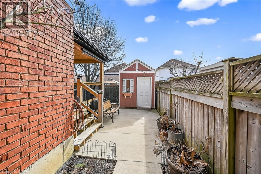 110 Jacqueline Boulevard, Hamilton, Ontario  L9B 2R2 - Photo 41 - 40814948