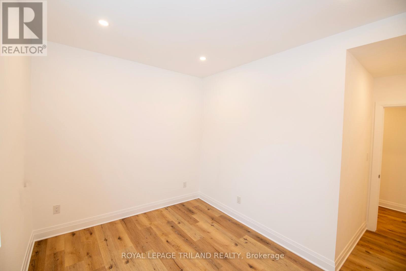 201 - 425 Dundas Street, London East, Ontario  N6B 1V9 - Photo 7 - X12920556