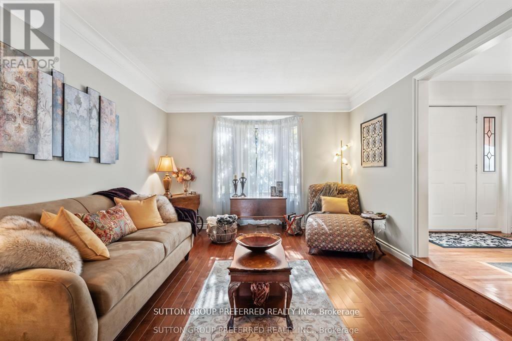 31 Havenwood Way, London North, Ontario  N6H 5B8 - Photo 6 - X12920566