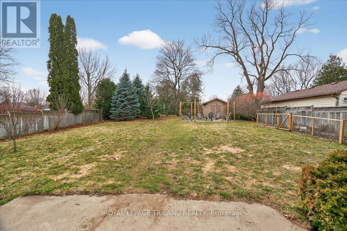 363 Reynolds Road, London South, Ontario  N6K 2P8 - Photo 29 - X12920596