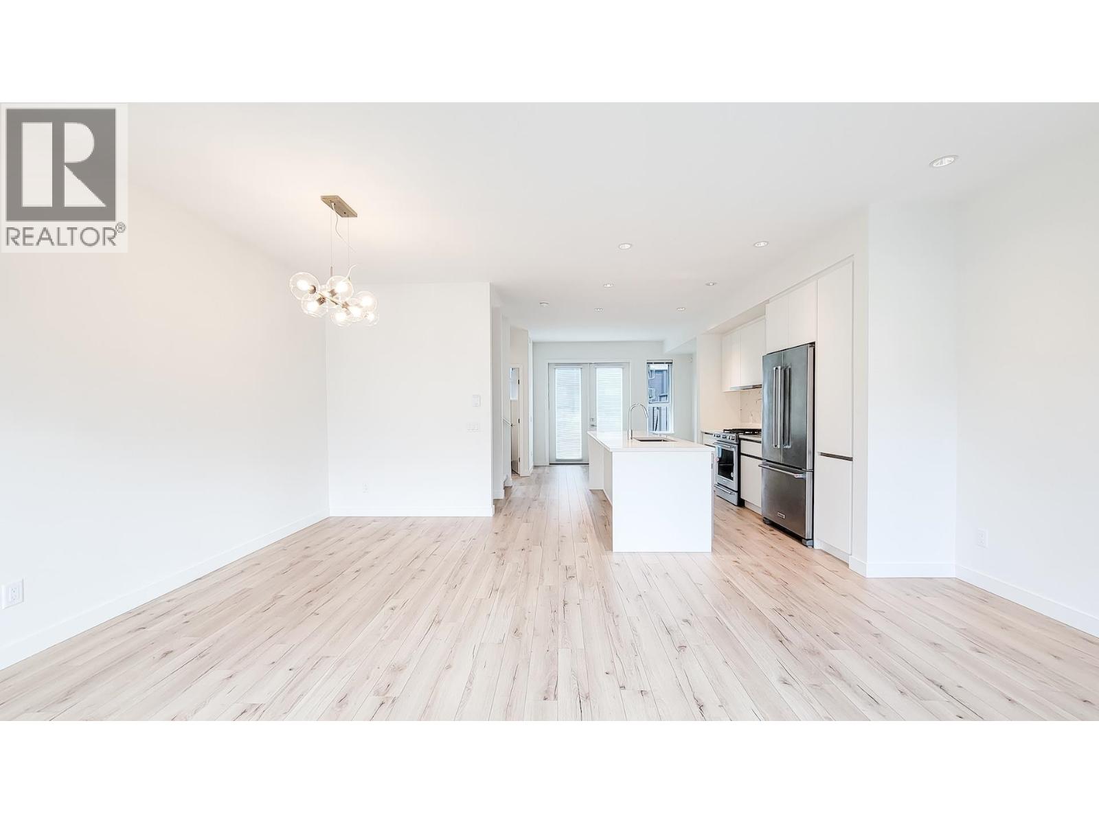 31 1228 Hudson Street, Coquitlam, British Columbia  V3B 0R3 - Photo 3 - R3103366