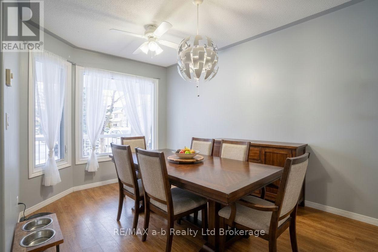 27 - 10 Dufferin Street, Norwich, Ontario  N0J 1P0 - Photo 3 - X12673946