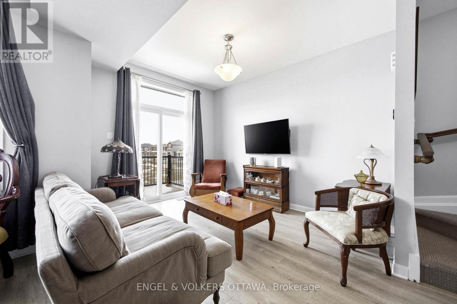 219 Liebe Terrace, Ottawa, Ontario  K2J 6R9 - Photo 13 - X12920586