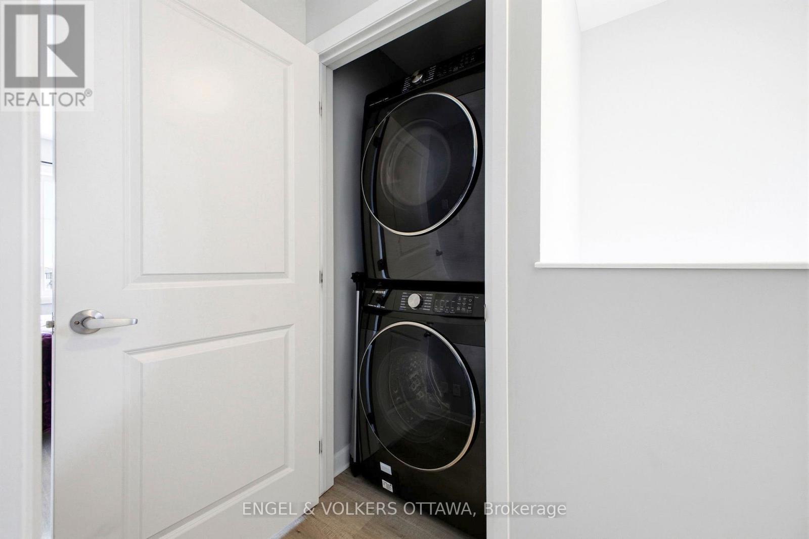 219 Liebe Terrace, Ottawa, Ontario  K2J 6R9 - Photo 18 - X12920586